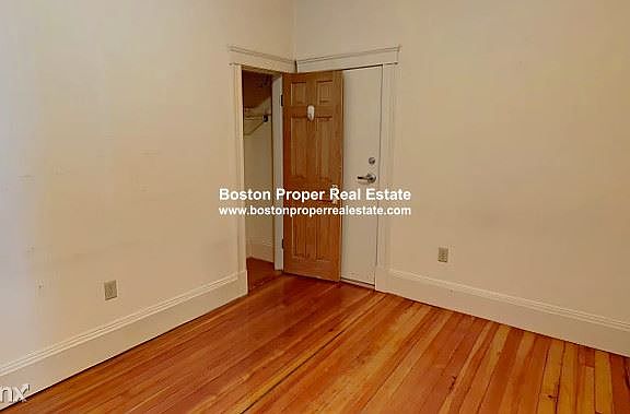 51 Queensberry St. #2 Boston - Fenway Unit Photo 6