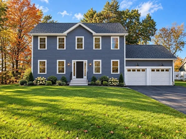 19 Pine St, Ayer, MA 01432
