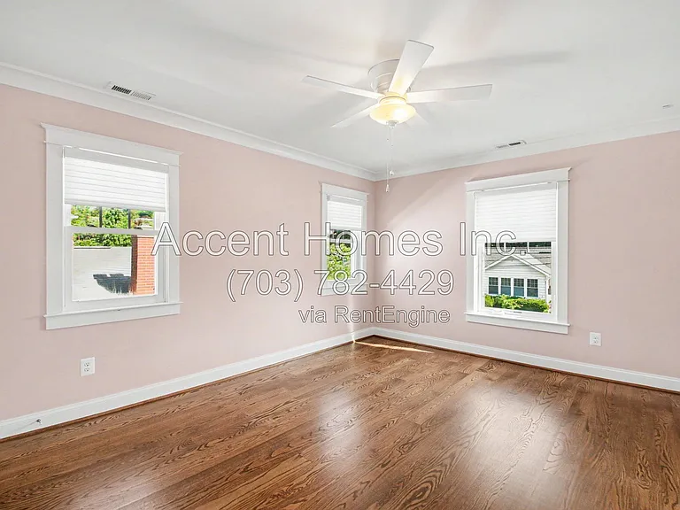 14 W Caton Ave — Photo 20