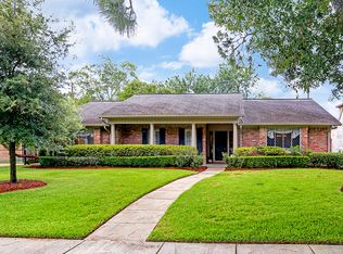 6119 Burgoyne Rd, Houston, TX 77057