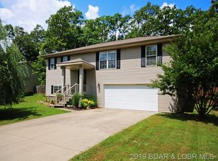 225 Primrose Ln, Camdenton, MO 65020