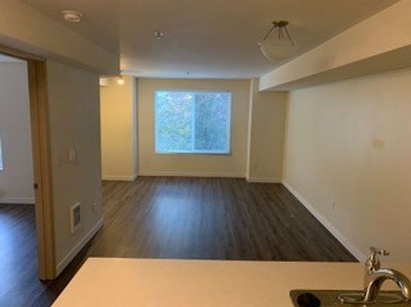 300 11th Ave APT 405