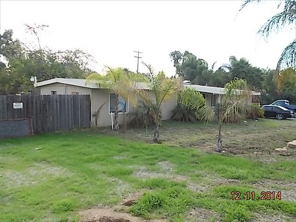 5th image of 296 Poinsettia Ave