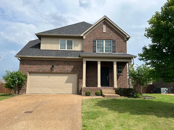 138 McKain Xing, Hendersonville, TN 37075