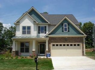 3113 Groveshire Dr, Raleigh, NC 27616