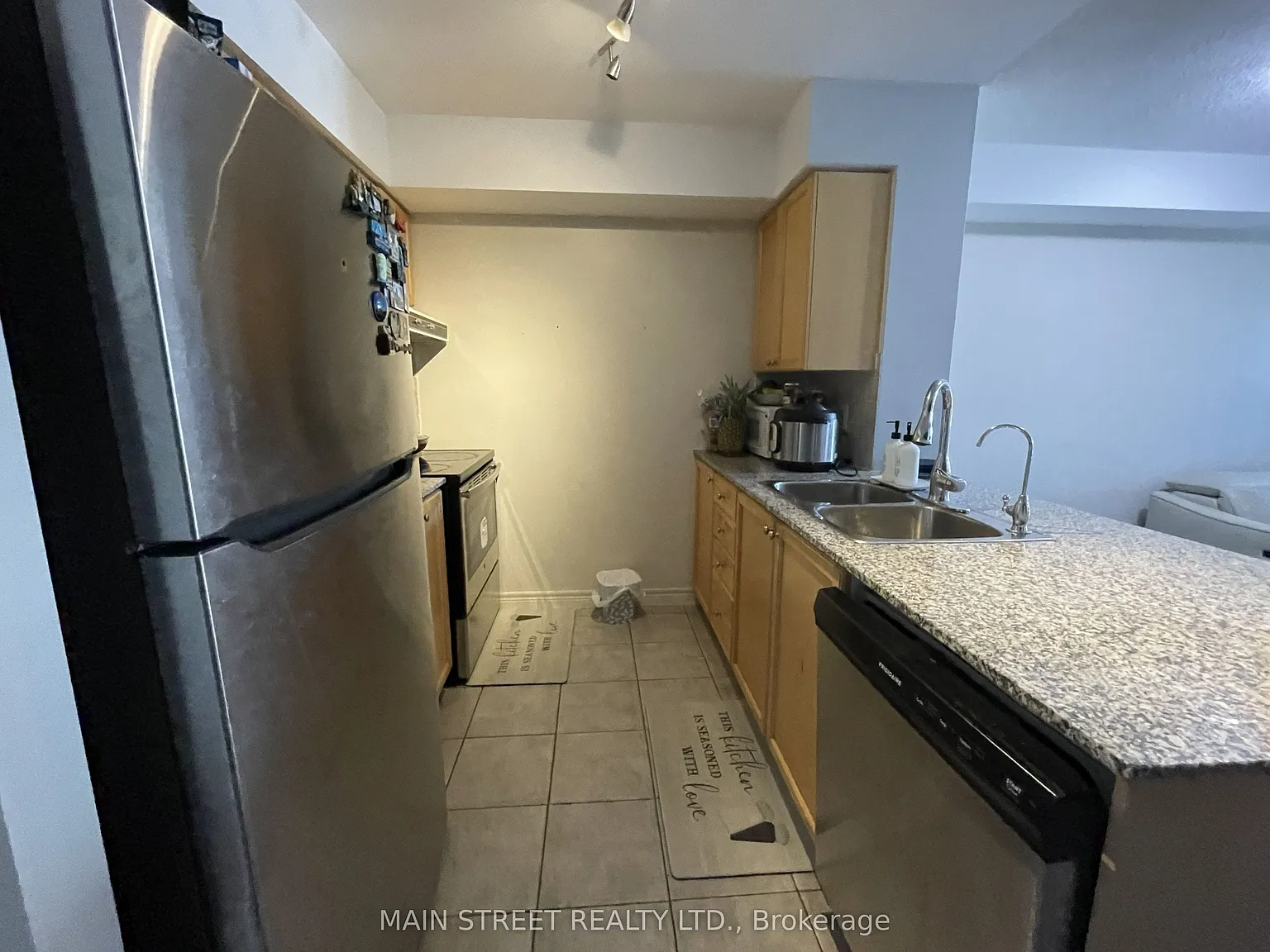 2 bed, $2,300 — Photo 3