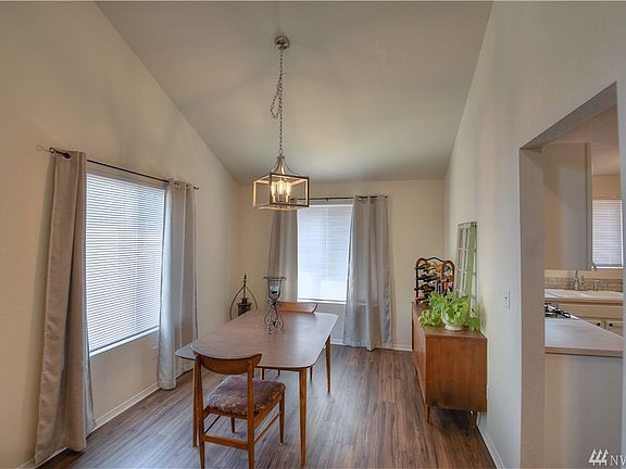 5th image of 6807 26th Ct SE