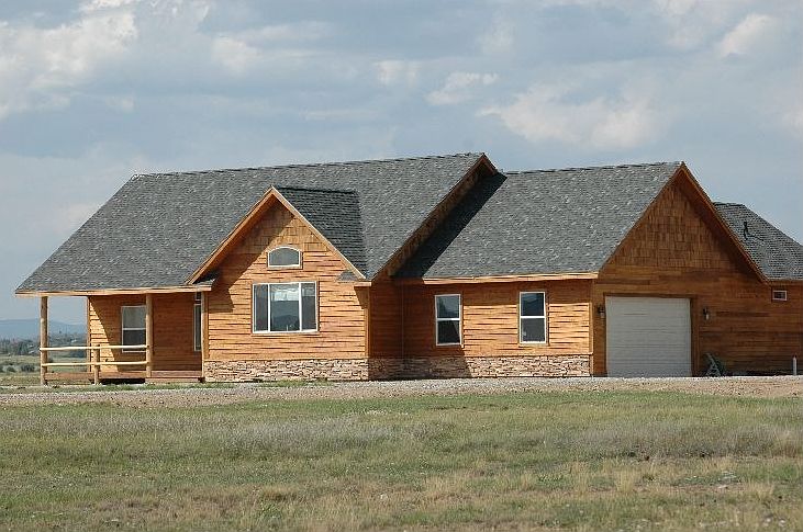 Beautiful acreage and views!