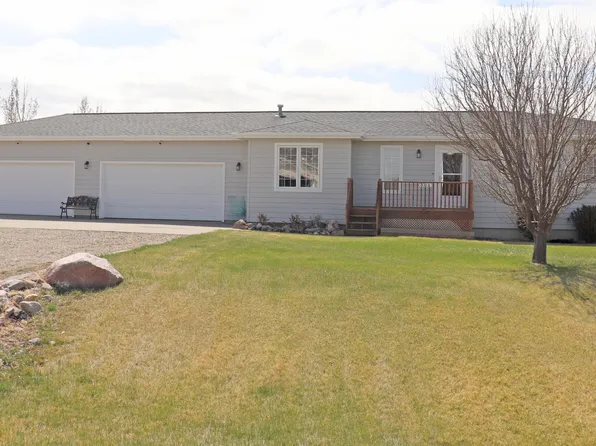 503 Sunflower Dr, Bismarck, ND 58503