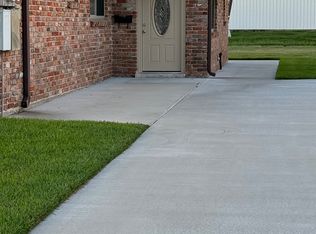 117 Beta St, Belle Chasse, LA 70037