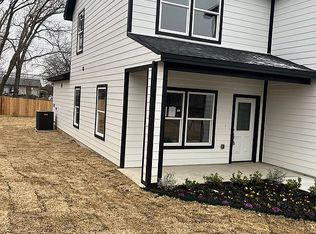 607 N 1st St, Midlothian, TX 76065