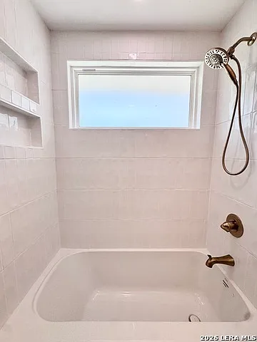 4110 Hunters Gln — Photo 18