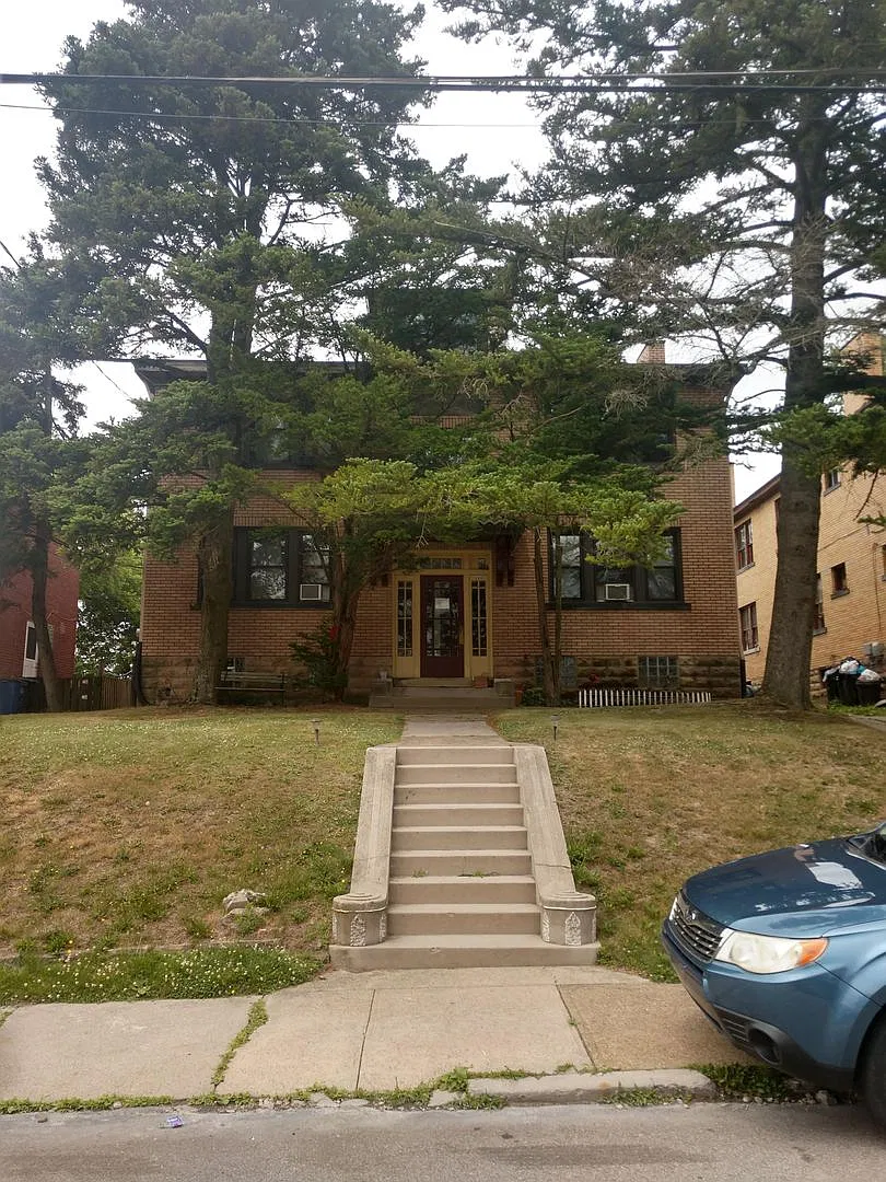 226 Sunnyland Avenue — Photo 1