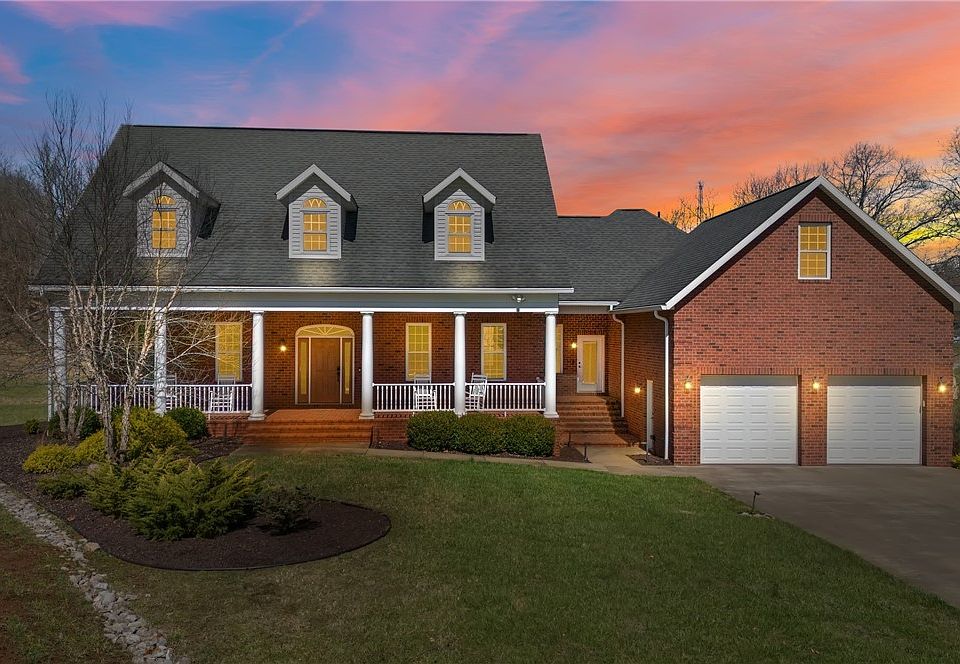 1st image of 200 Bella Vista Dr