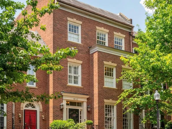 1642 35th St NW, Washington, DC 20007