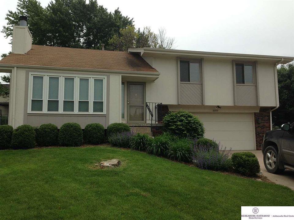 2nd image of 10955 Jefferson Cir