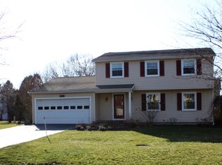 105 Rodney Ln, Rochester, NY 14625