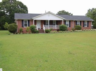 3 Pine Tree Dr, Honea Path, SC 29654