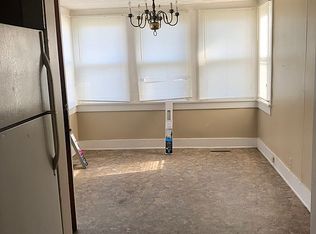 822 S Grant Ave, Chanute, KS 66720