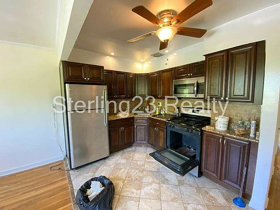 3rd image of 21-24 Hoyt Ave S #3F