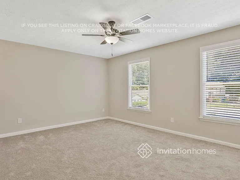 690 Greenhedge Dr — Photo 12