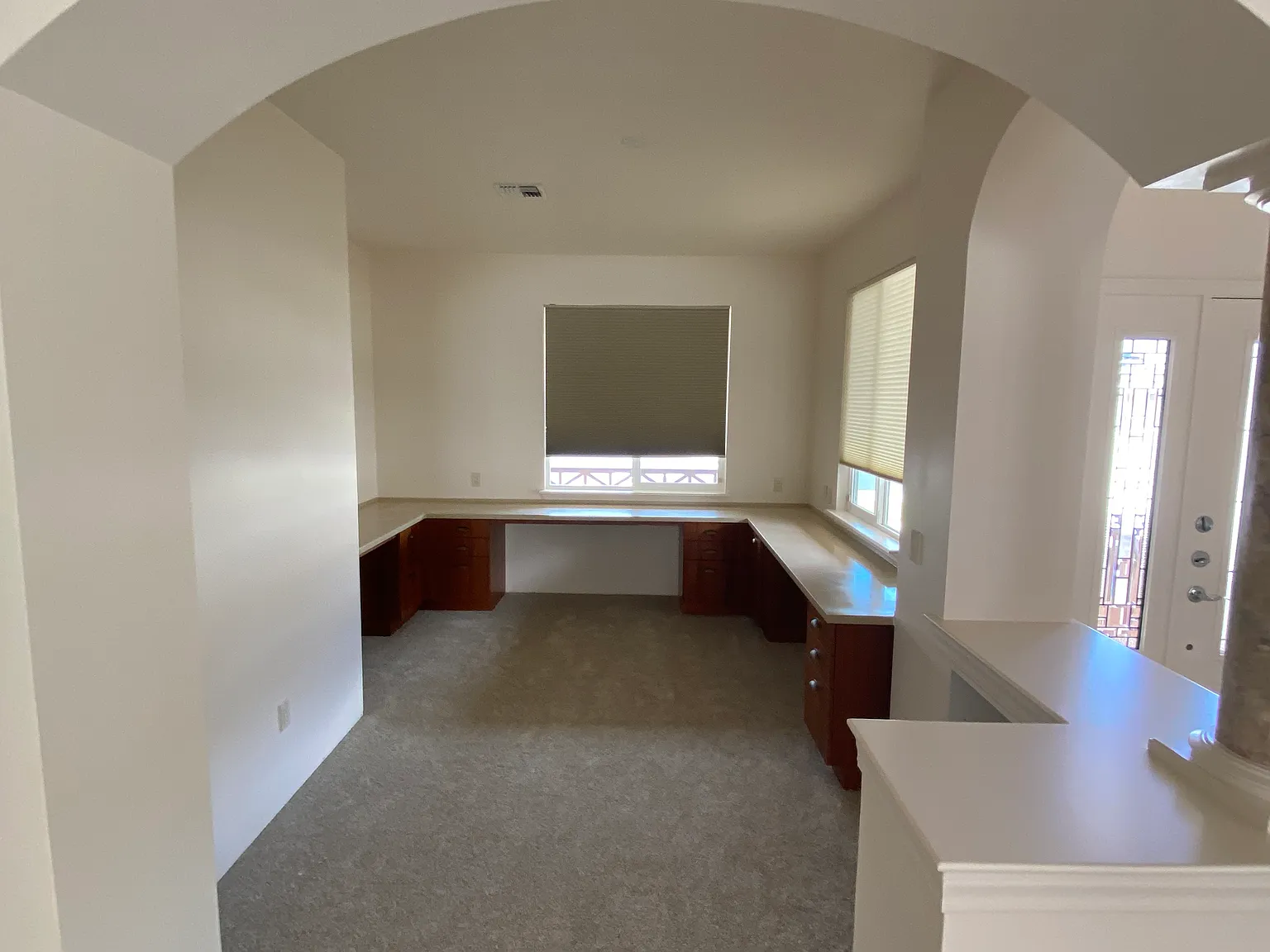 3 bed, 1832 sqft, $4,400 — Photo 2