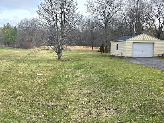 3rd image of 7308 Davison Rd
