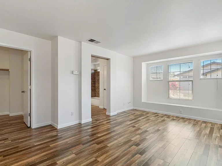 3215 Puffin Cir — Photo 11