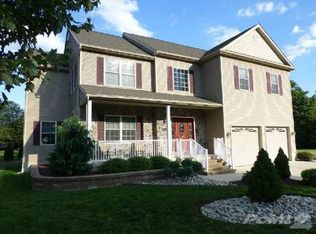 526 Rutgers Ave, Hamilton, NJ 08619