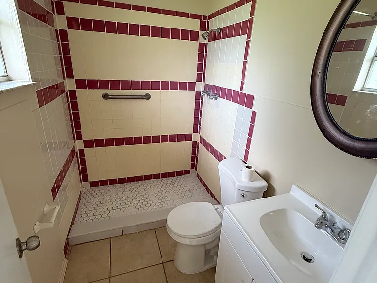 3435 Rose Rd — Photo 4