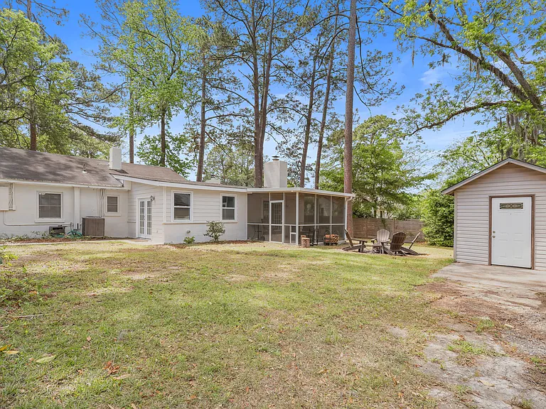 1650 E Duffy St — Photo 35