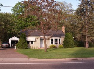 8933 E River Rd NW, Coon Rapids, MN 55433