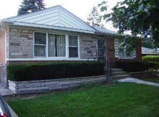 1828 Burns Ave, Westchester, IL 60154