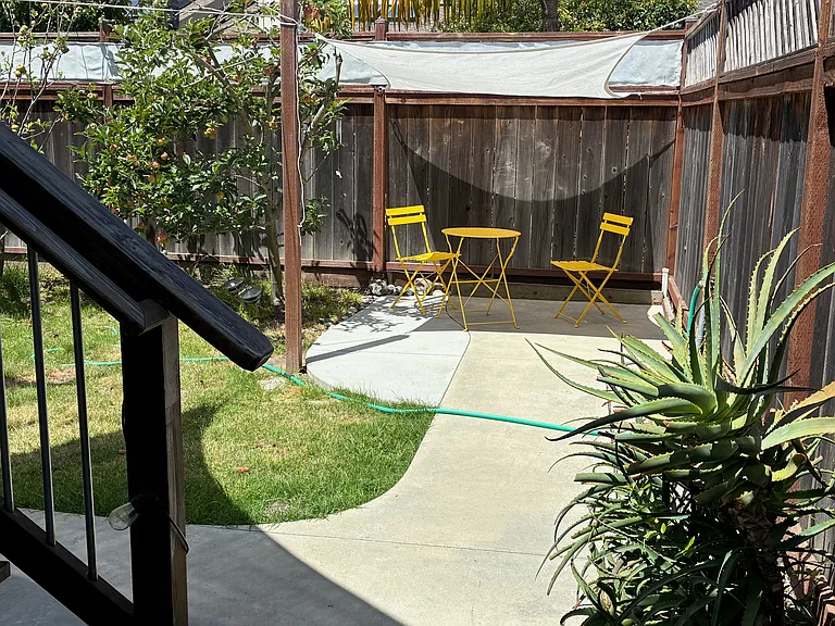 1015 N Branciforte Ave #B — Photo 2