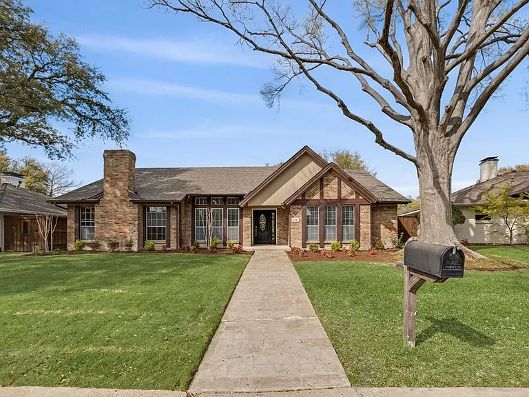 6943 Mill Falls Dr — Photo 2