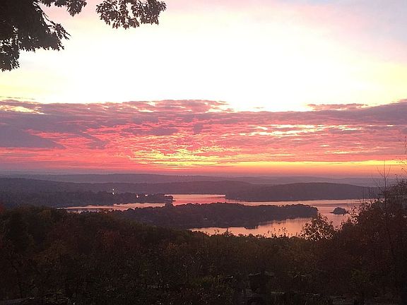 East Sunrise Views from Back