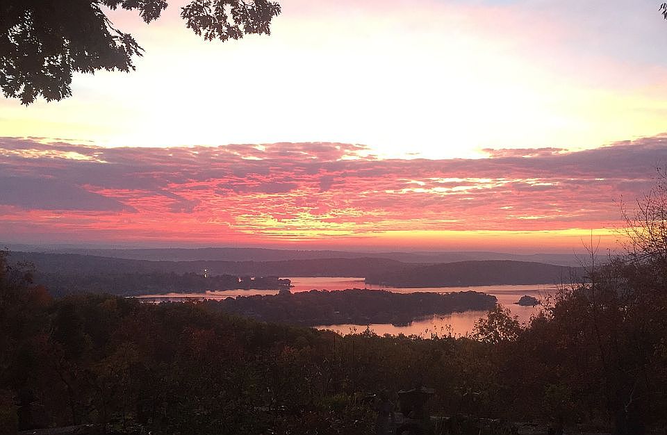 East Sunrise Views from Back