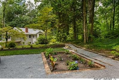 Extra lot with homesite