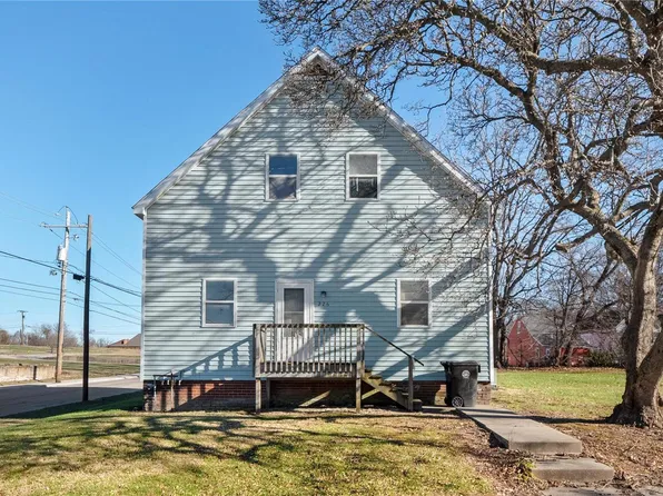 226 N 13th St, Belleville, IL 62220