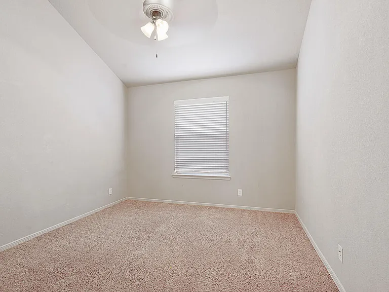 11100 Bullseye St — Photo 21