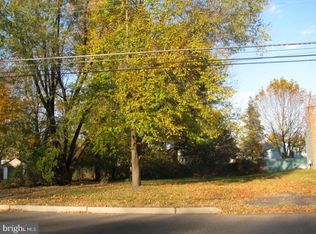 329 Chews Landing Rd, Lindenwold, NJ 08021