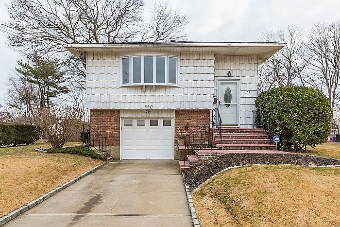 1st image of 158 Prairie Dr