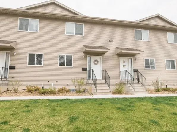 1403 State St APT 2, Cedar Falls, IA 50613