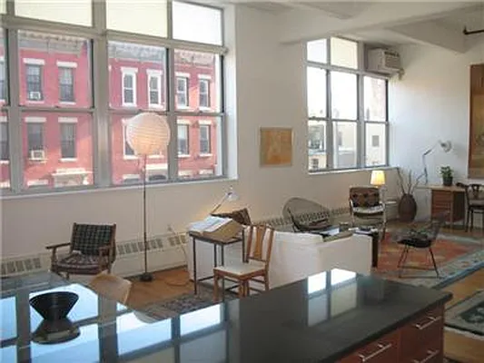 Sold by Eychner | media 6