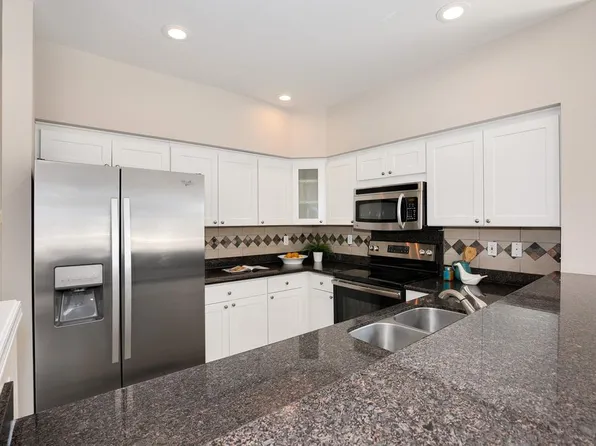 18678 NE 55th Way, Redmond, WA 98052