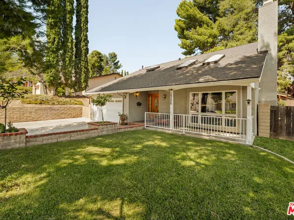 29256 Snapdragon Pl, Santa Clarita, CA 91387