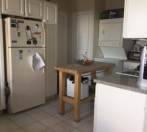 5th image of 326 S 19th St APT 12B