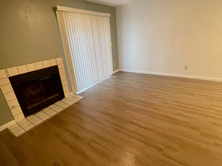 Sunridge Townhomes — Photo 23
