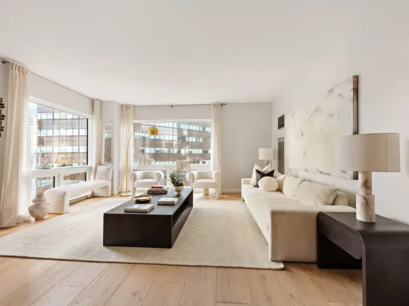 721 5th Avenue 33C image 1 of 17