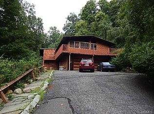 25 Hemlock Trl, New City, NY 10956